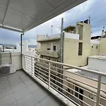 Penthouse Apt In Downtown